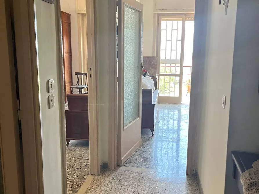 Immagine 10 di Appartamento in vendita  in via degli incisori a Torre Del Greco