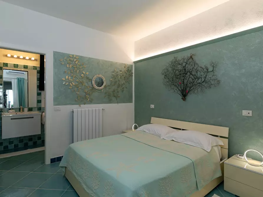 Immagine 17 di Villa in vendita  in punta tramontana a Castelsardo