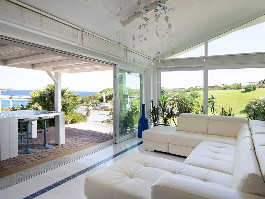 Immagine 8 di Villa in vendita  in punta tramontana a Castelsardo