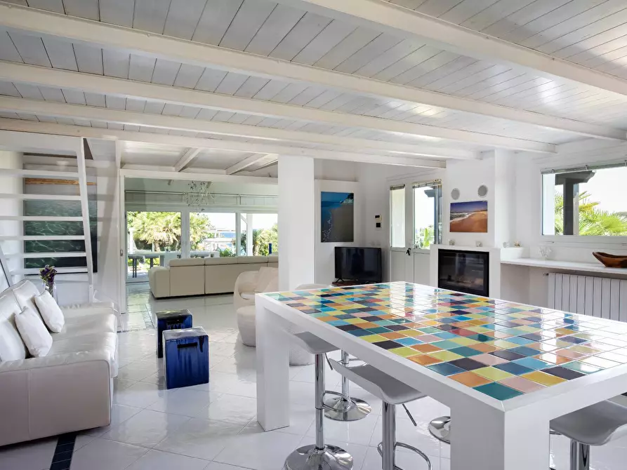 Immagine 11 di Villa in vendita  in punta tramontana a Castelsardo