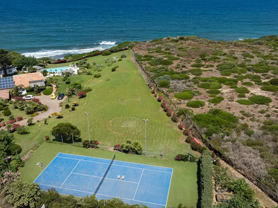 Immagine 3 di Villa in vendita  in punta tramontana a Castelsardo