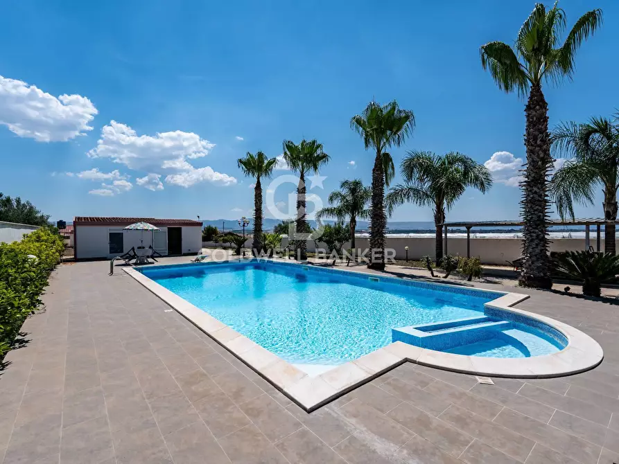 Immagine 11 di Villa in vendita  in Via Lancia 107 a Mazzarrone