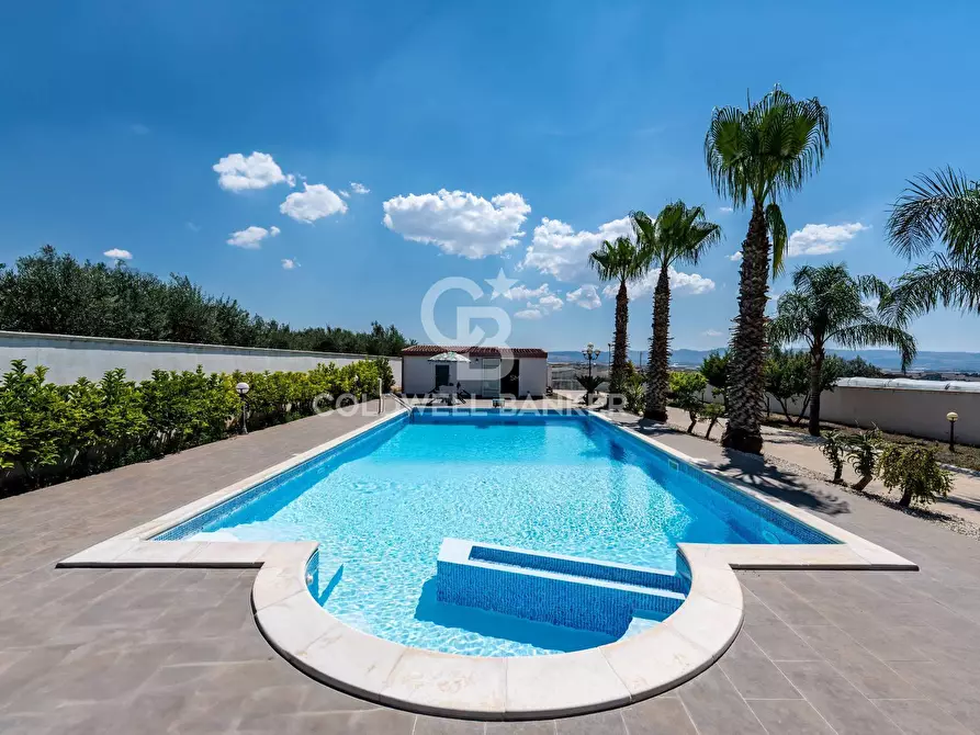 Immagine 12 di Villa in vendita  in Via Lancia 107 a Mazzarrone