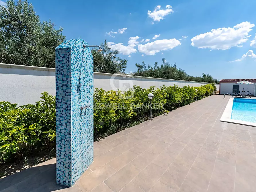 Immagine 10 di Villa in vendita  in Via Lancia 107 a Mazzarrone