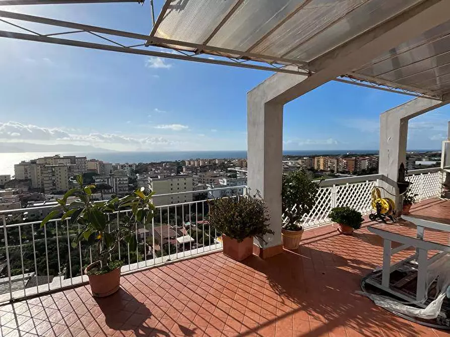 Immagine 4 di Attico in vendita  in CORSO UMBERTO I a Torre Annunziata