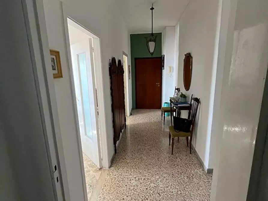 Immagine 20 di Attico in vendita  in CORSO UMBERTO I a Torre Annunziata