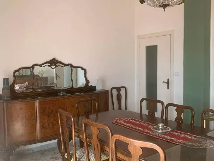 Immagine 22 di Attico in vendita  in CORSO UMBERTO I a Torre Annunziata