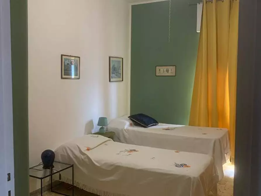 Immagine 26 di Attico in vendita  in CORSO UMBERTO I a Torre Annunziata