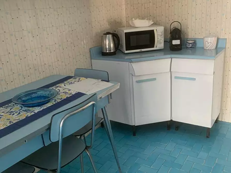 Immagine 14 di Attico in vendita  in CORSO UMBERTO I a Torre Annunziata