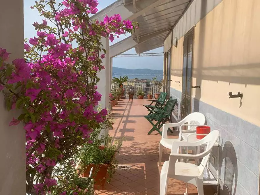 Immagine 7 di Attico in vendita  in CORSO UMBERTO I a Torre Annunziata