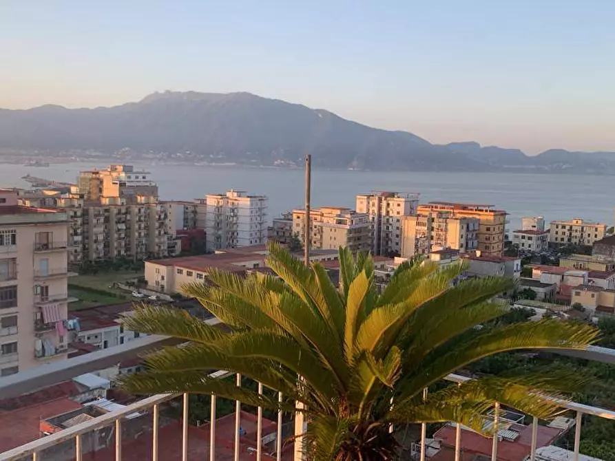 Immagine 30 di Appartamento in vendita  in CORSO UMBERTO I a Torre Annunziata