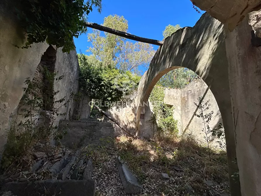 Immagine 1 di Rustico / casale in vendita  in Via Pian di Mezzo a Campo Nell'elba