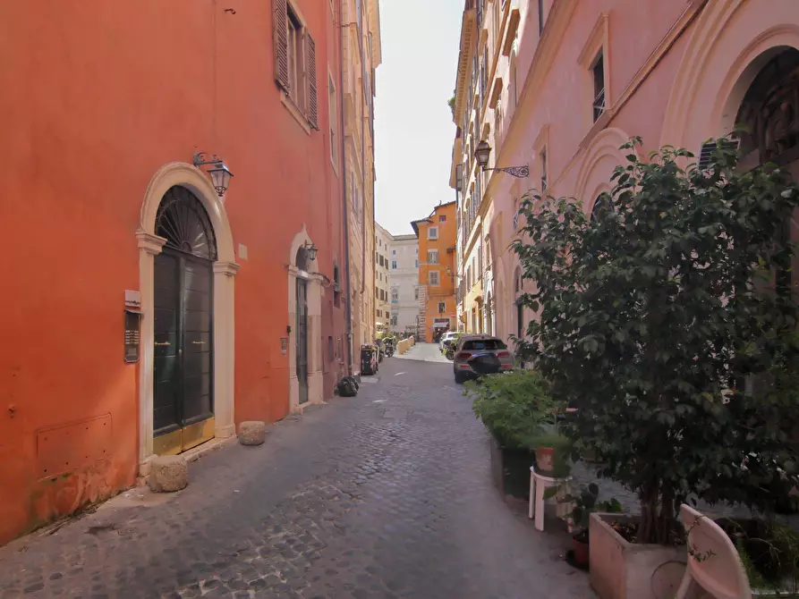 Immagine 11 di Attico in vendita  in vicolo de bovari a Roma