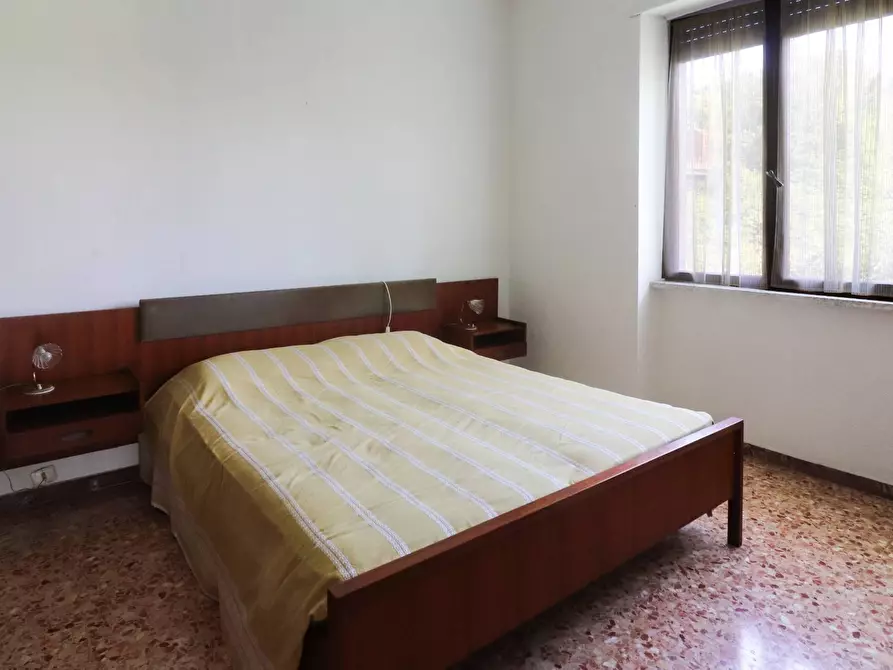 Immagine 14 di Villa in vendita  in via Donadei a Belvedere Langhe