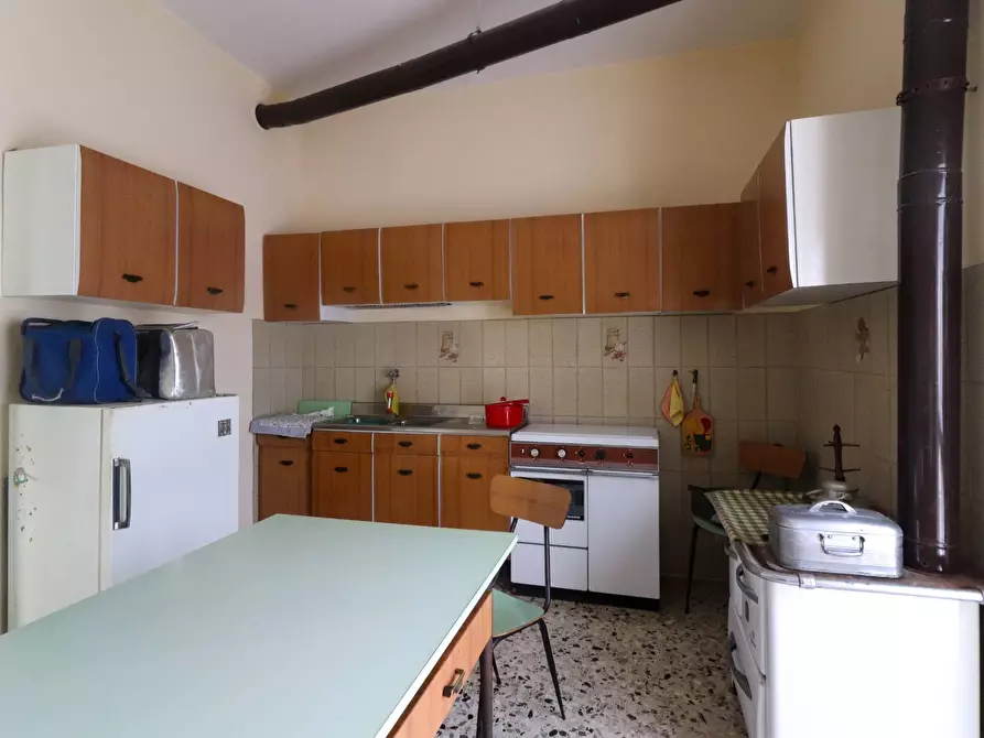 Immagine 13 di Villa in vendita  in via Donadei a Belvedere Langhe