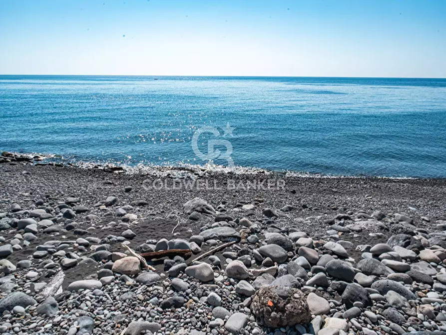 Immagine 5 di Villa in vendita  in Strada di Praiola Sesta snc a Riposto