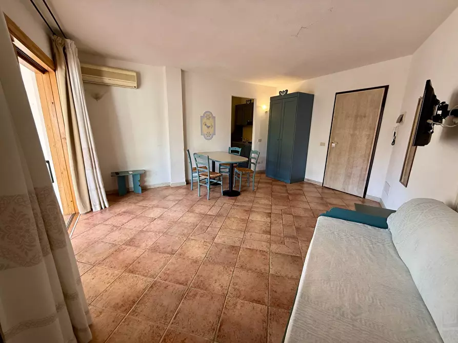 Immagine 4 di Appartamento in vendita  in residence smaralda a Olbia