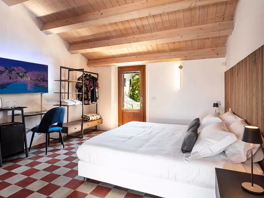 Immagine 5 di Villa in vendita  in Via Asproni 5 a Olbia