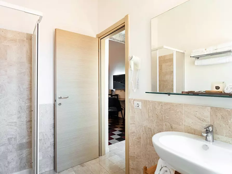 Immagine 10 di Villa in vendita  in Via Asproni 5 a Olbia