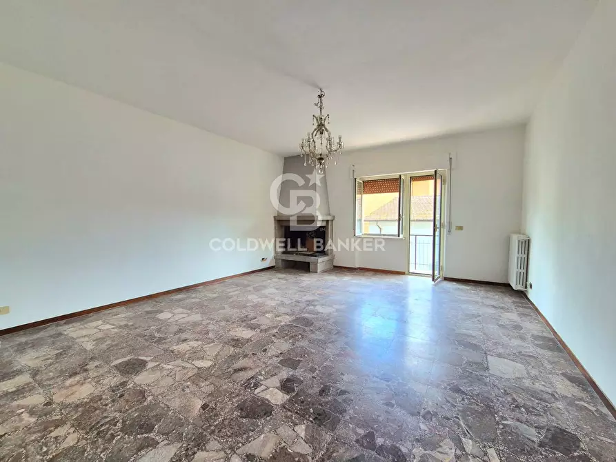 Immagine 4 di Appartamento in vendita  in Via Vincenzo Cardarelli 3 a Bassano In Teverina