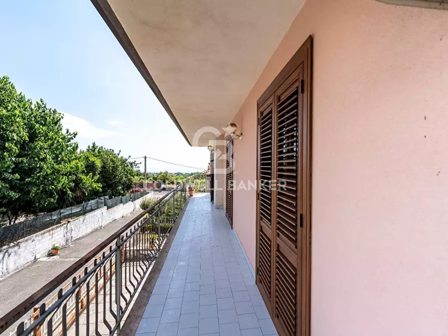 Immagine 44 di Appartamento in vendita  in via San Giovanni Santa Maria la Stella a Aci Sant'antonio