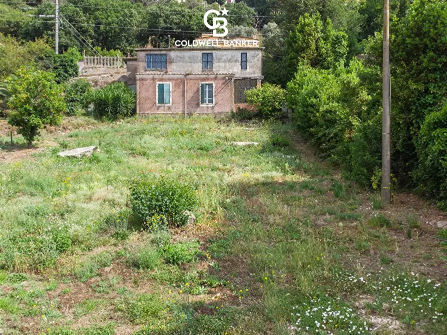 Immagine 7 di Villa in vendita  in Via Piano del Lago 7 a Castel Gandolfo