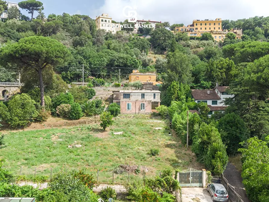 Immagine 8 di Villa in vendita  in Via Piano del Lago 7 a Castel Gandolfo
