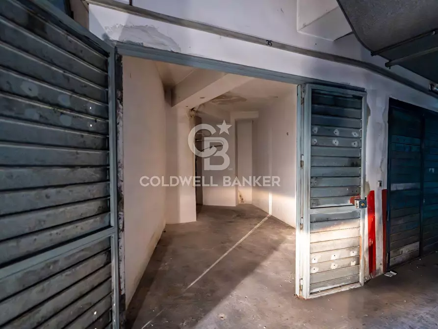 Immagine 2 di Box auto in vendita  in Corso Sicilia 58 a Acireale