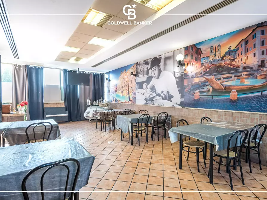 Immagine 12 di Locale commerciale in vendita  in Via Torre del Vescovo 1 a Pomezia