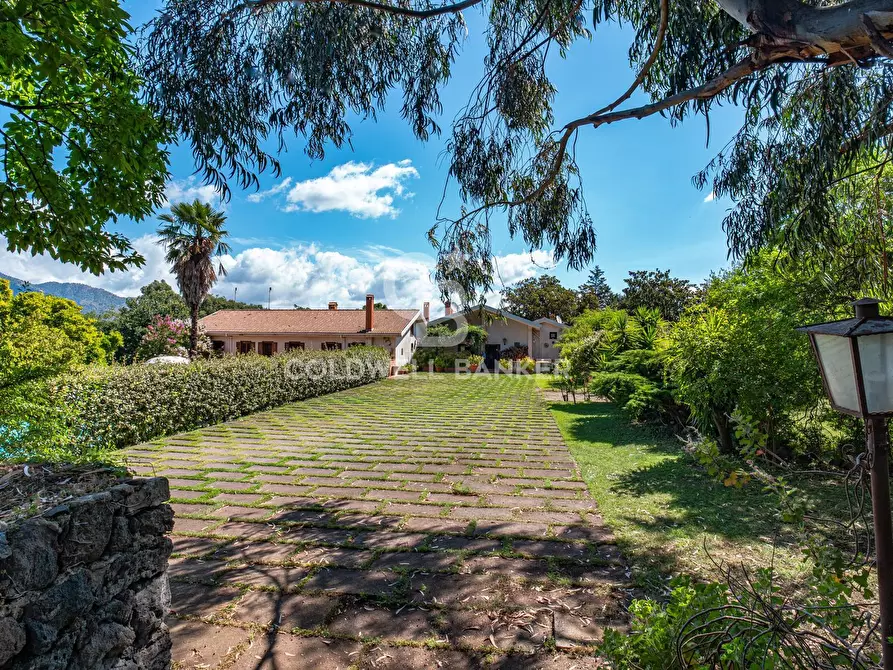 Immagine 13 di Villa in vendita  in Contrada Verzella a Castiglione Di Sicilia