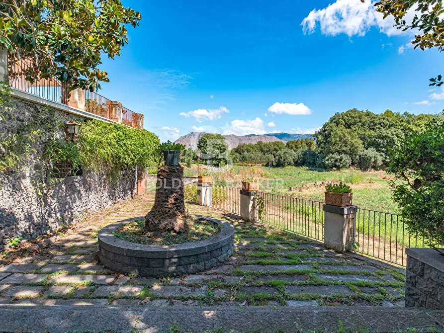 Immagine 83 di Villa in vendita  in Contrada Verzella a Castiglione Di Sicilia