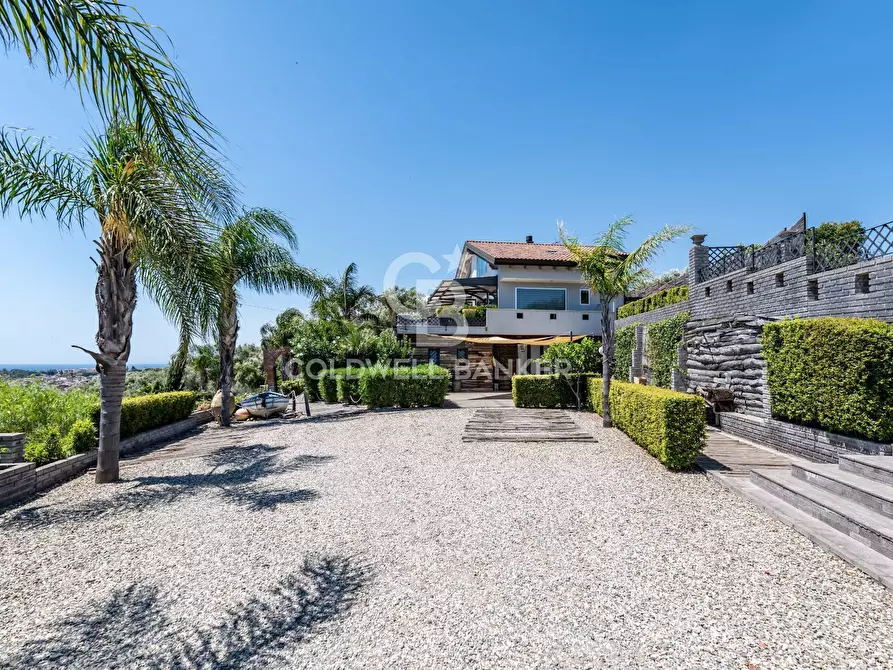 Immagine 25 di Villa in vendita  in via delle fornaci 3 a Giardini-Naxos