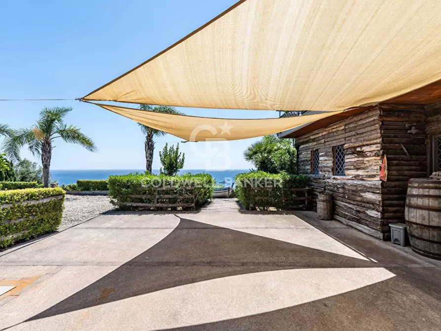 Immagine 28 di Villa in vendita  in via delle fornaci 3 a Giardini-Naxos