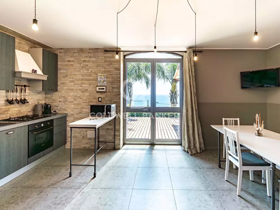 Immagine 109 di Villa in vendita  in via delle fornaci 3 a Giardini-Naxos