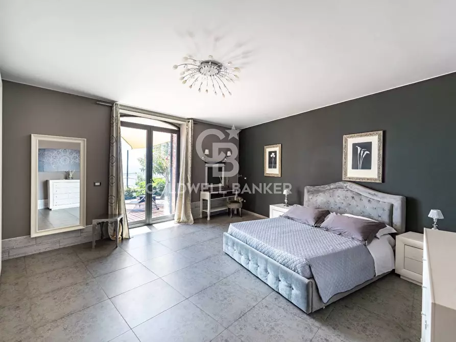 Immagine 110 di Villa in vendita  in via delle fornaci 3 a Giardini-Naxos