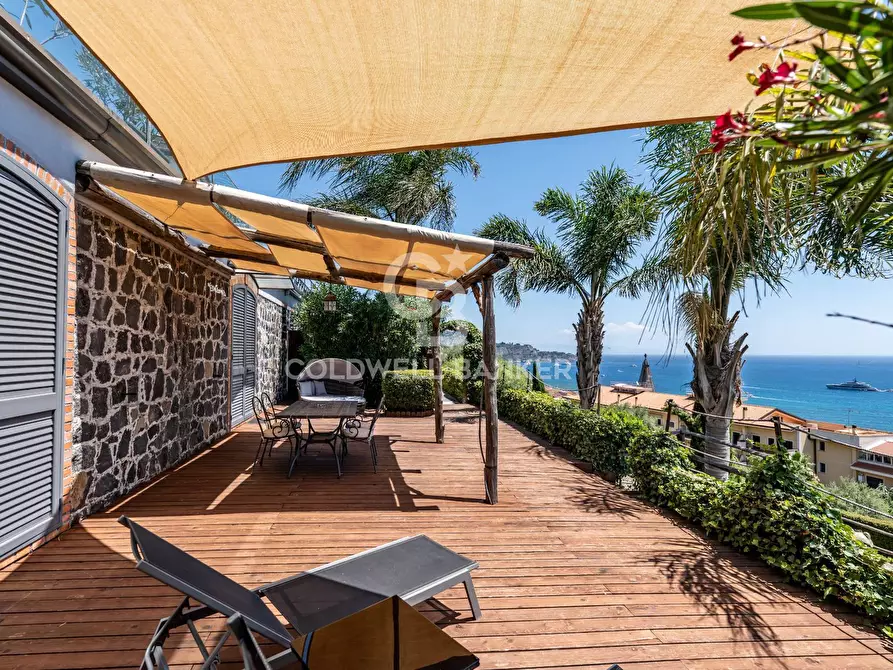 Immagine 44 di Villa in vendita  in via delle fornaci 3 a Giardini-Naxos