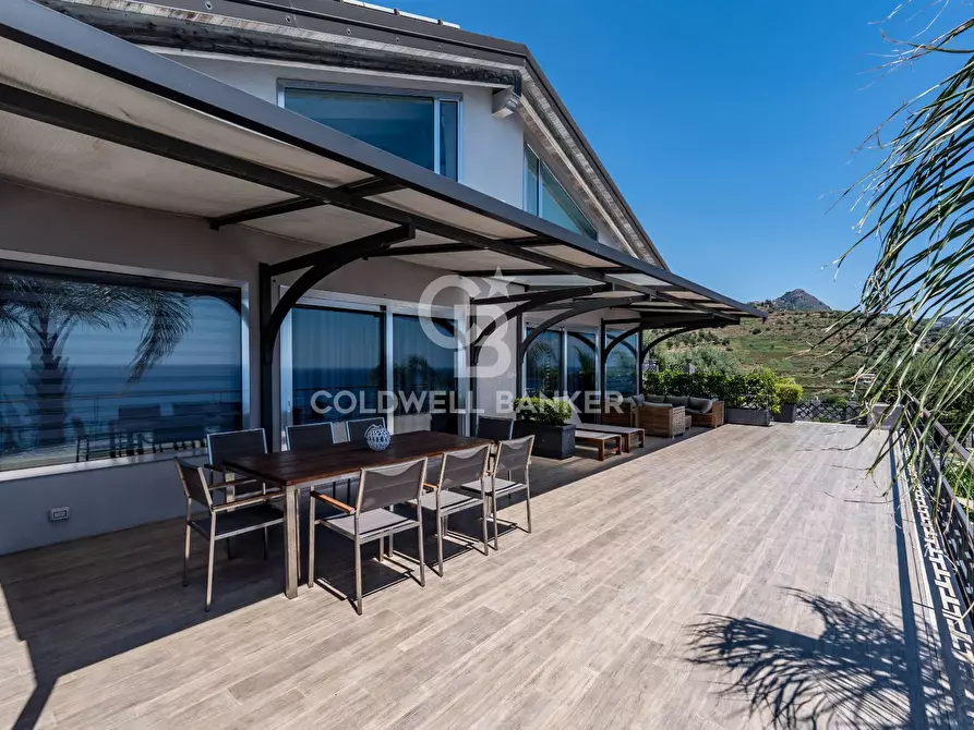 Immagine 26 di Villa in vendita  in via delle fornaci 3 a Giardini-Naxos