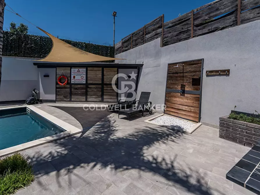 Immagine 38 di Villa in vendita  in via delle fornaci 3 a Giardini-Naxos