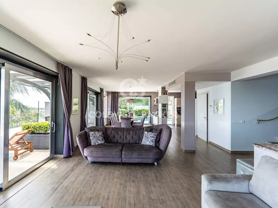 Immagine 49 di Villa in vendita  in via delle fornaci 3 a Giardini-Naxos