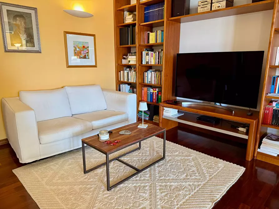 Immagine 8 di Appartamento in vendita  in VIA LAZIO 16 a Olbia