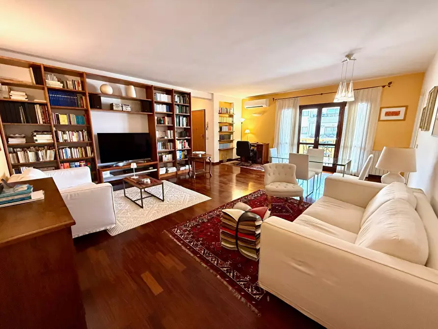 Immagine 2 di Appartamento in vendita  in VIA LAZIO 16 a Olbia