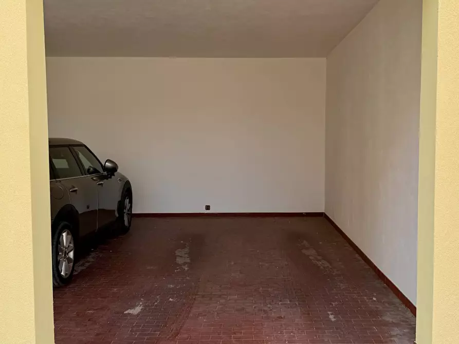 Immagine 17 di Appartamento in vendita  in VIA LAZIO 16 a Olbia