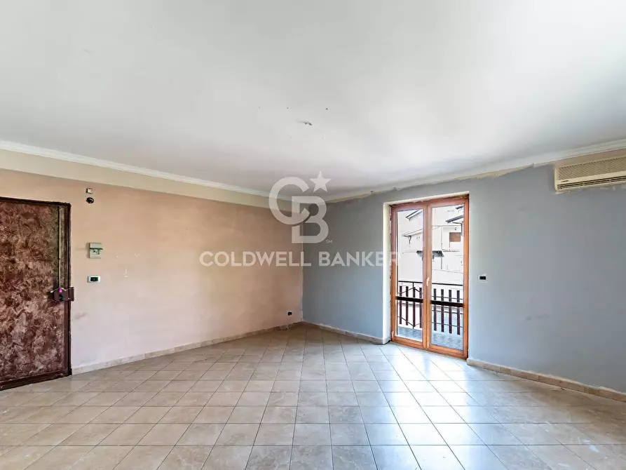 Immagine 5 di Appartamento in vendita  in Via Gioacchino Rossini 34/36 a Aci Sant'antonio