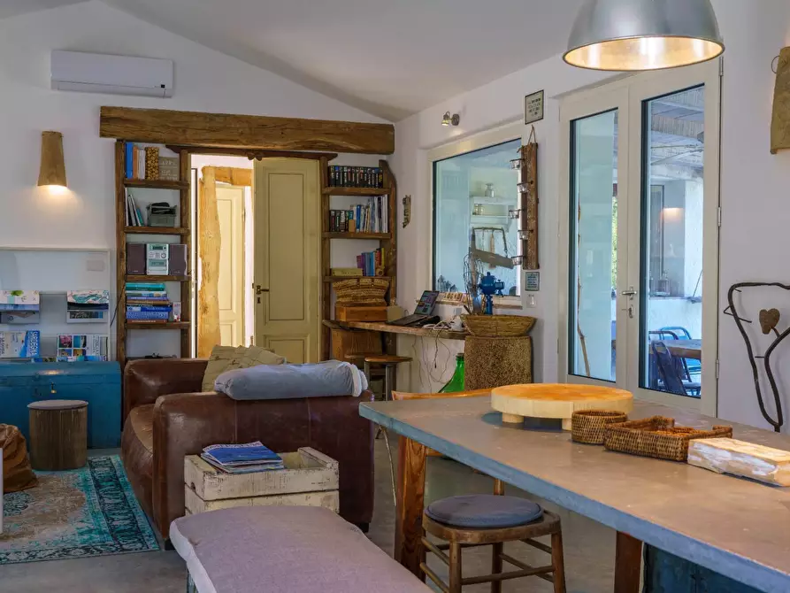 Immagine 14 di Villa in vendita  in SAN PANTALEO - VIA STAZZI VADDI LONGA a Olbia