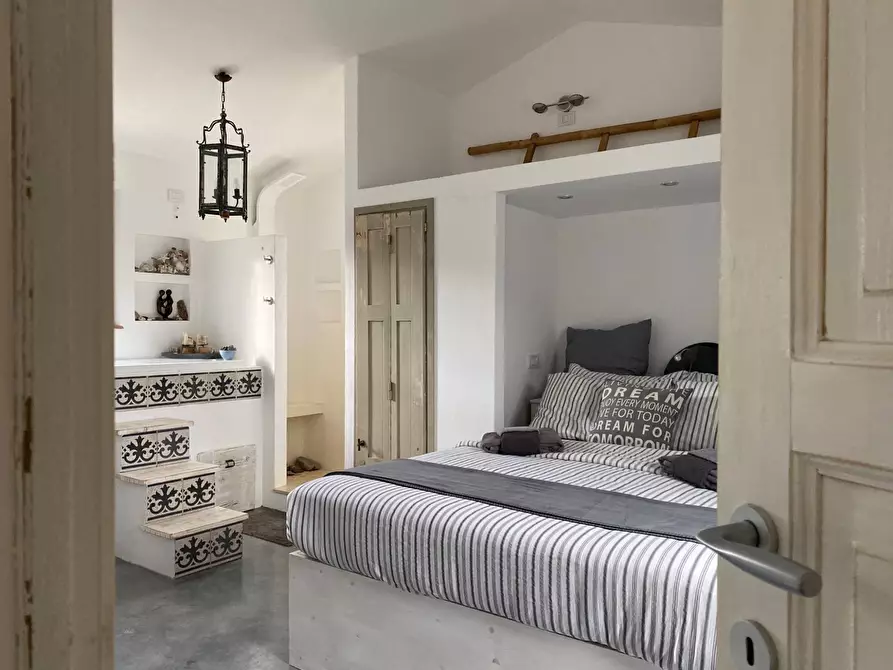 Immagine 20 di Villa in vendita  in SAN PANTALEO - VIA STAZZI VADDI LONGA a Olbia