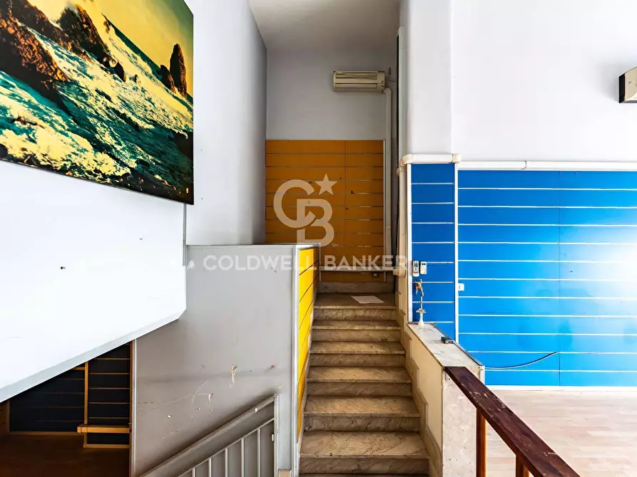 Immagine 5 di Locale commerciale in affitto  in Viale Regina Margherita 19 a Acireale