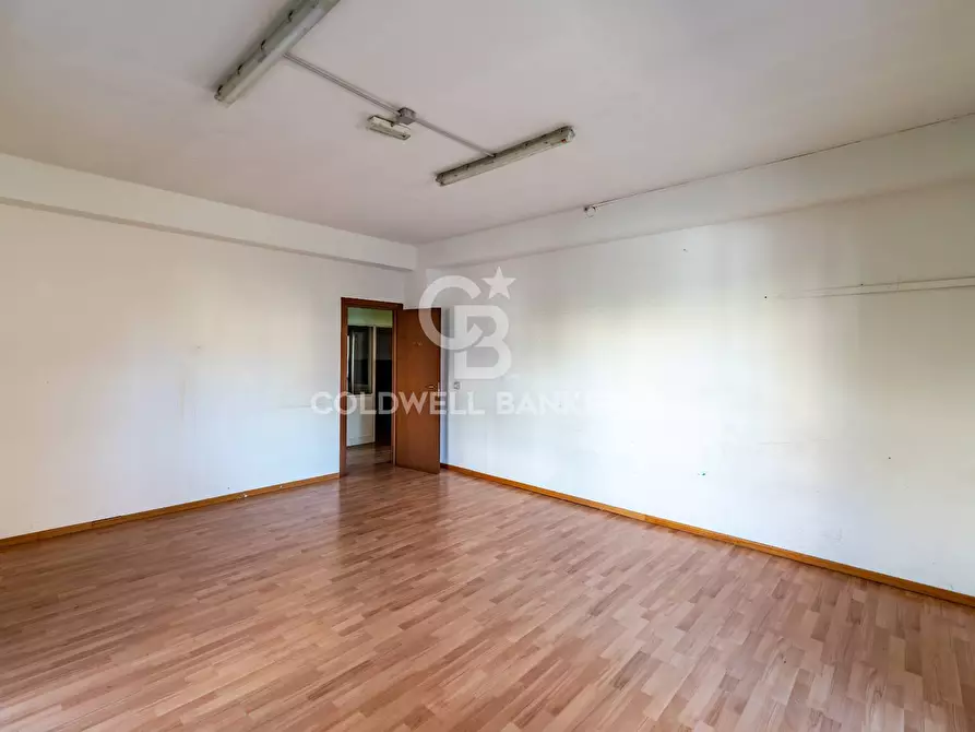 Immagine 13 di Ufficio in vendita  in Via San Giovanni Santa Maria la Stella 85 a Aci Sant'antonio