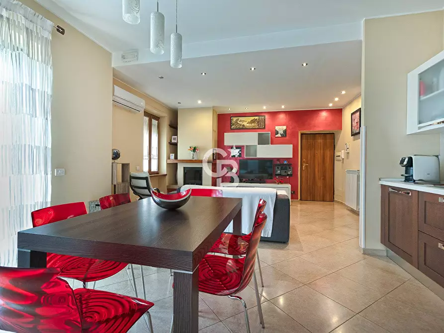 Immagine 1 di Appartamento in vendita  in Via Vallerano a Bassano In Teverina