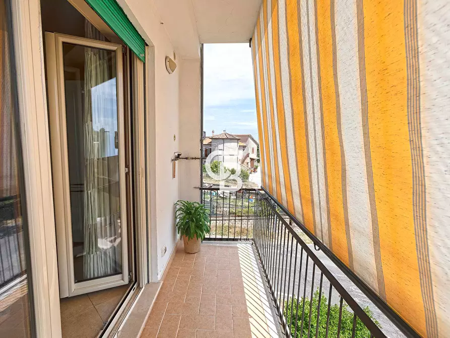 Immagine 8 di Appartamento in vendita  in Via Vallerano a Bassano In Teverina