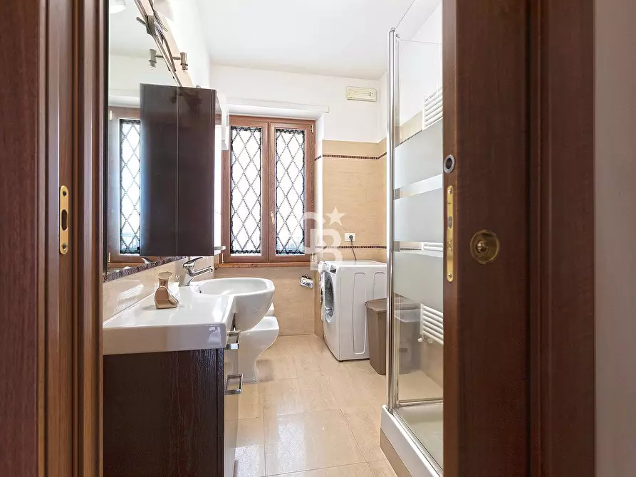 Immagine 10 di Appartamento in vendita  in Via Vallerano a Bassano In Teverina